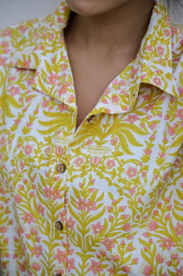 Floral Printed Shirt – Fresh Yellow Botanical Design, Women’s Casual Wear